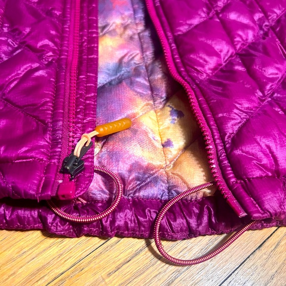 Women’s North Face Thermoball Hoodie magenta pink size XS jacket micro puff - Picture 11 of 12